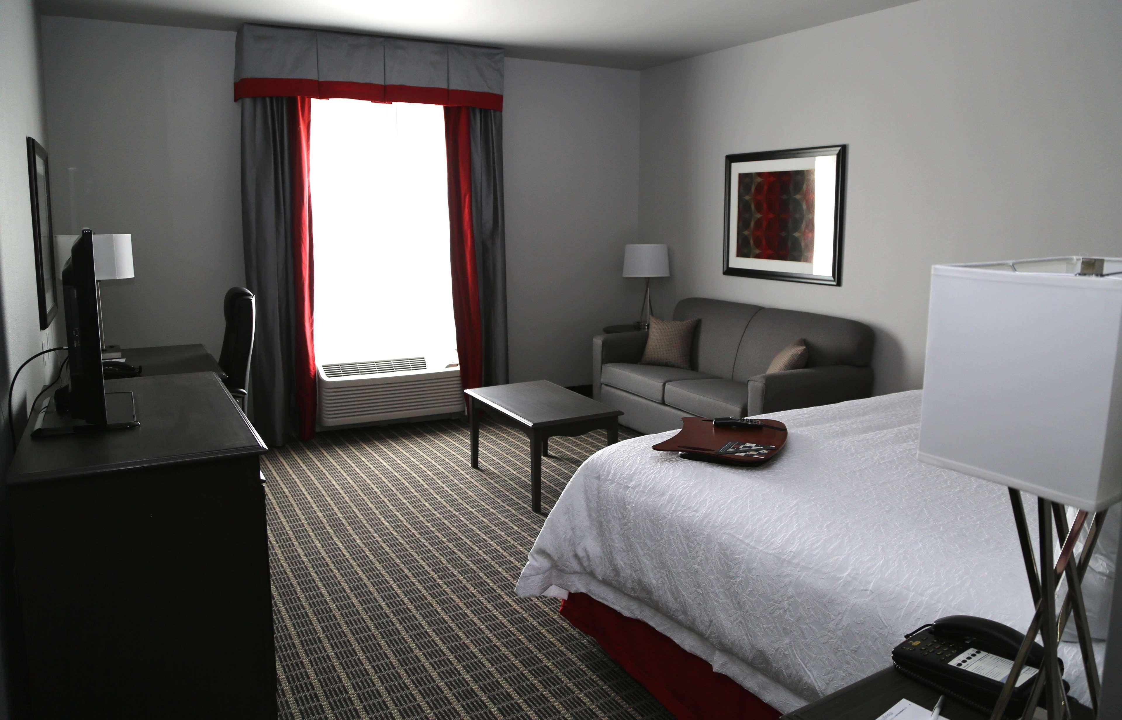 Quality Inn & Suites Pearsall Екстериор снимка