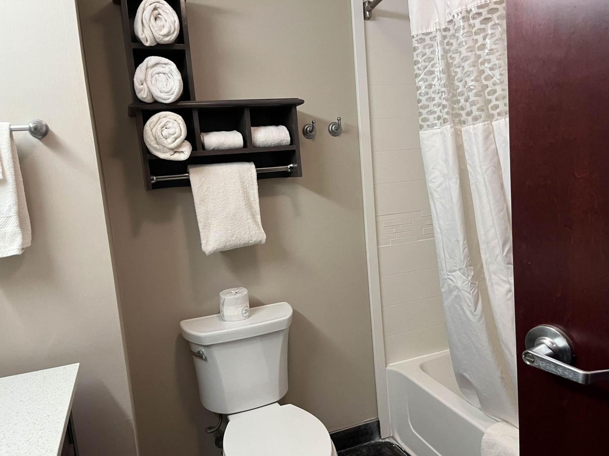 Quality Inn & Suites Pearsall Екстериор снимка