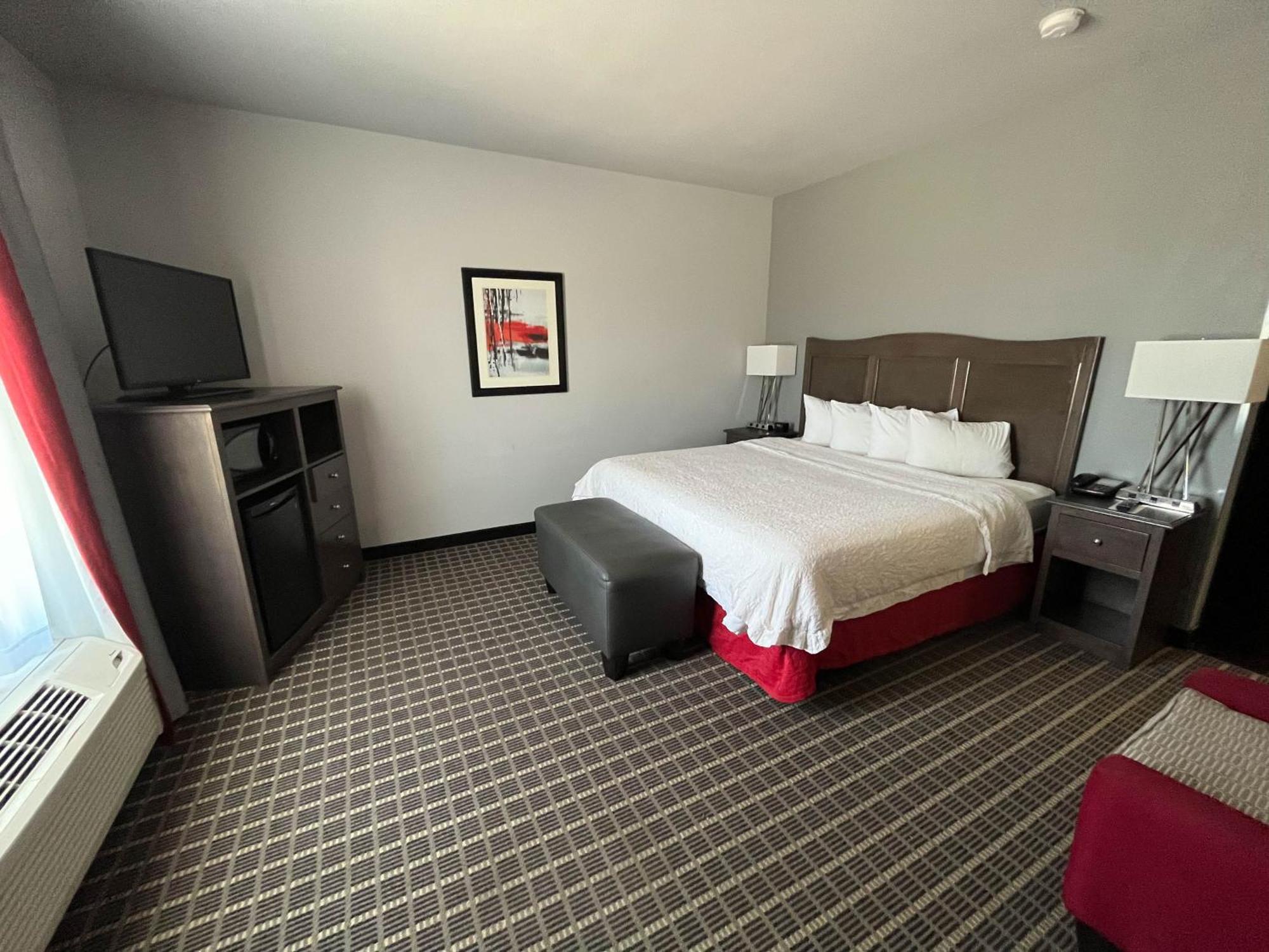 Quality Inn & Suites Pearsall Екстериор снимка